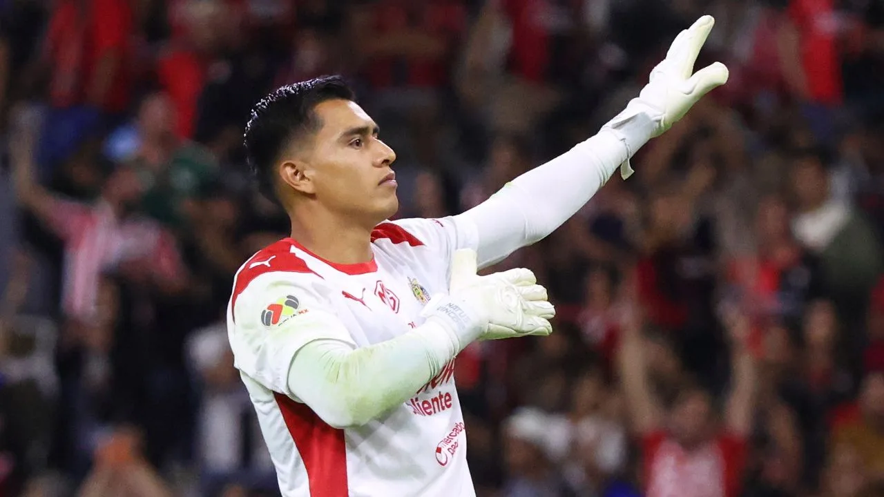 Tala Rangel, portero de Chivas.