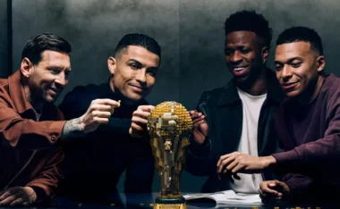 Comercial de Lego con Lionel Messi, Cristiano Ronaldo, Vinícius y Kylian Mbappé