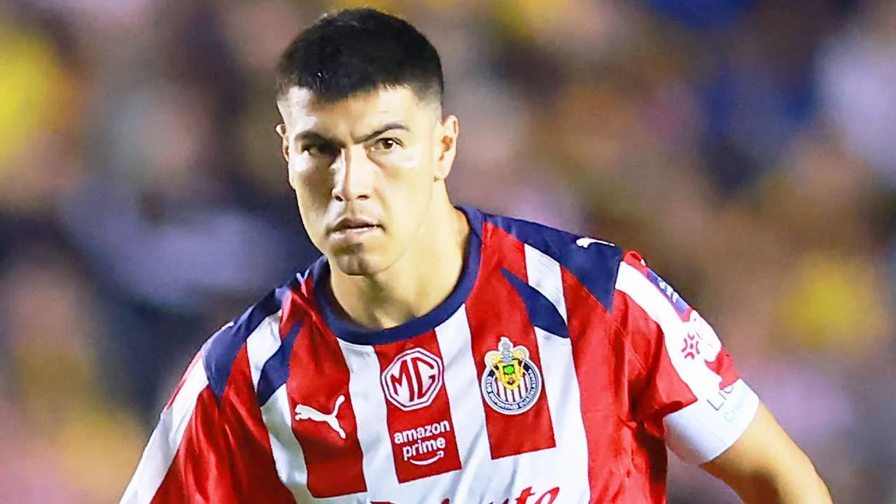 Erick Gutiérrez busca volver al PSV tras ser borrado por Chivas en el Clausura 2026