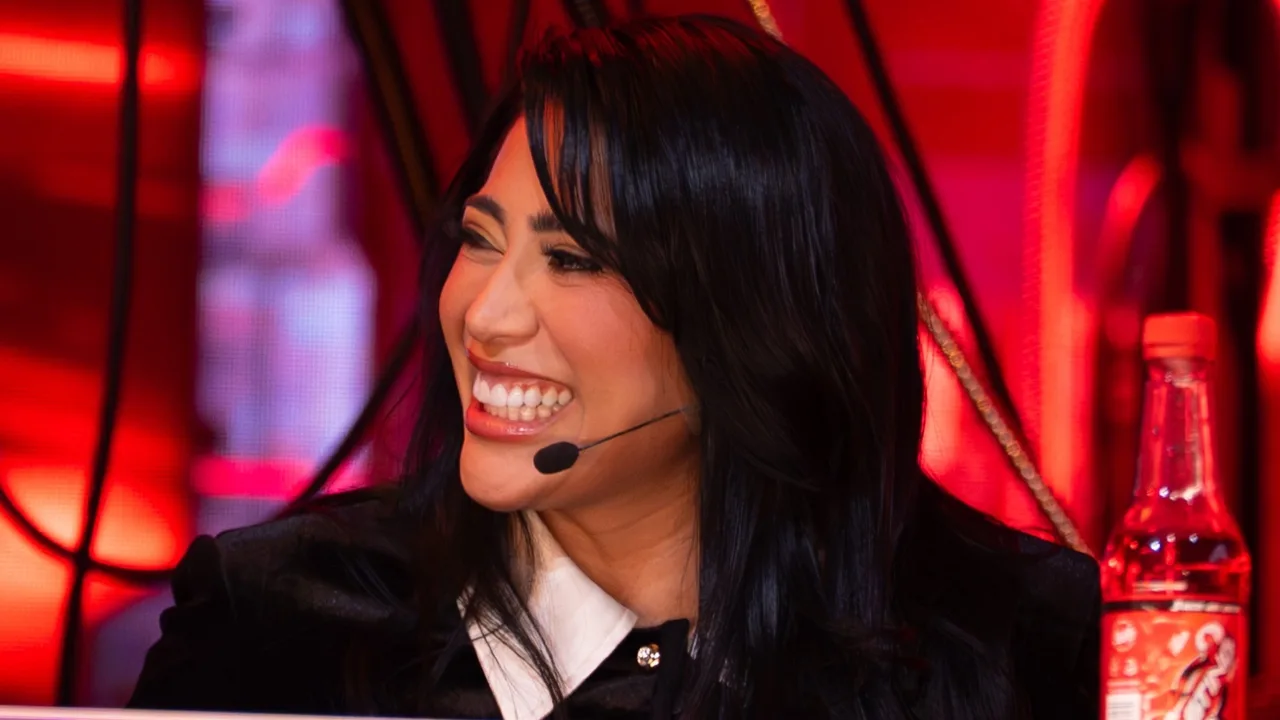 Kim Shantal, Supernova Genesis