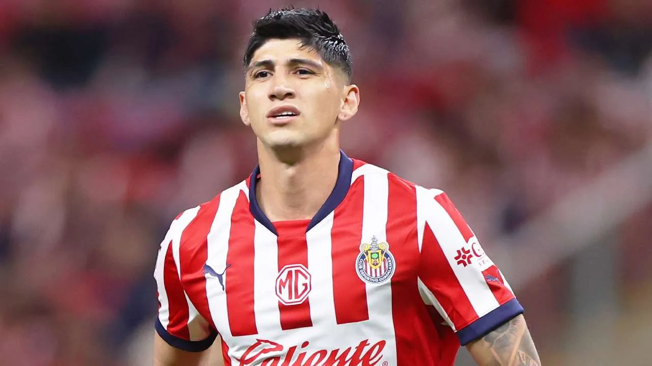 Motivos por los que Chivas corrió a Alan Pulido por segunda vez