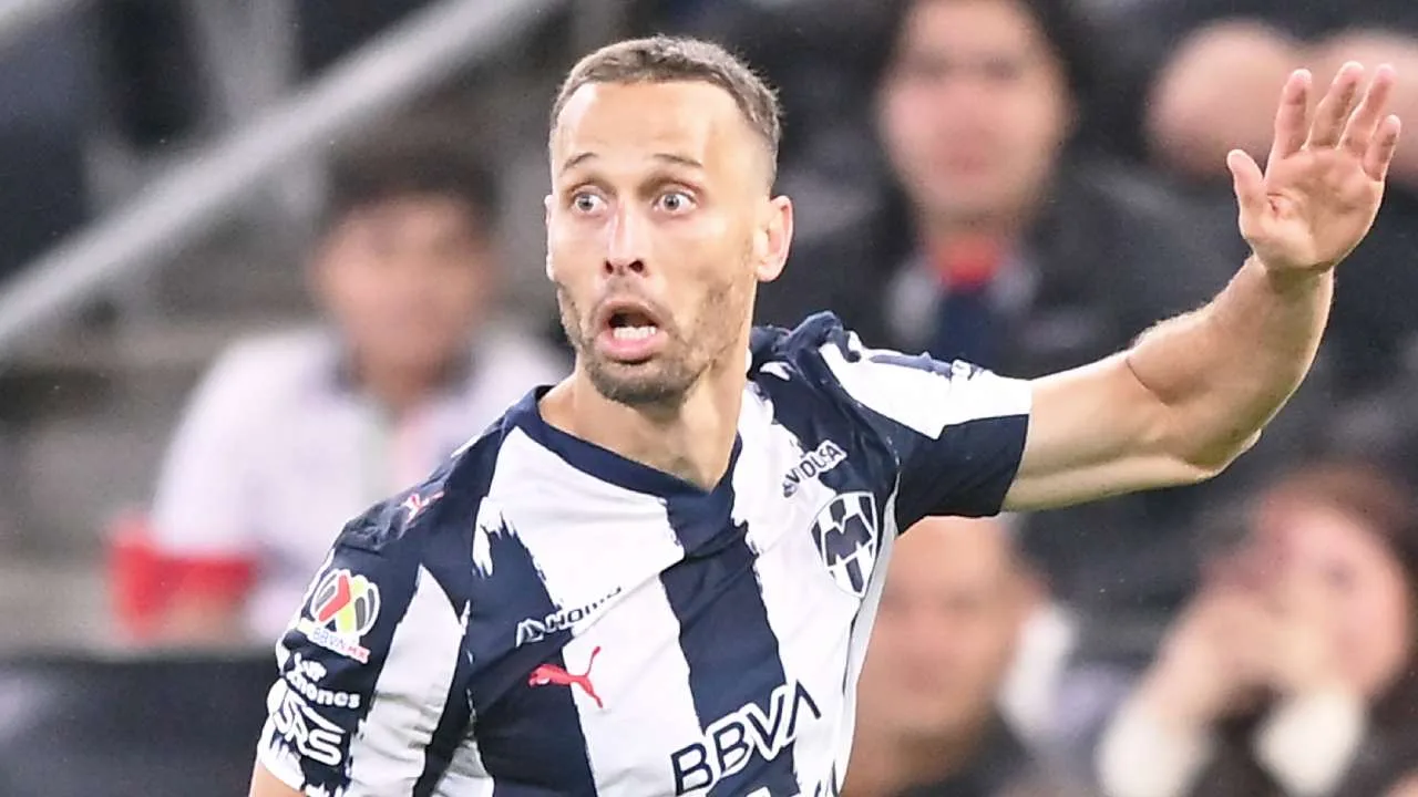 Rayados Monterrey: Sergio Canales es captado en mal estado
