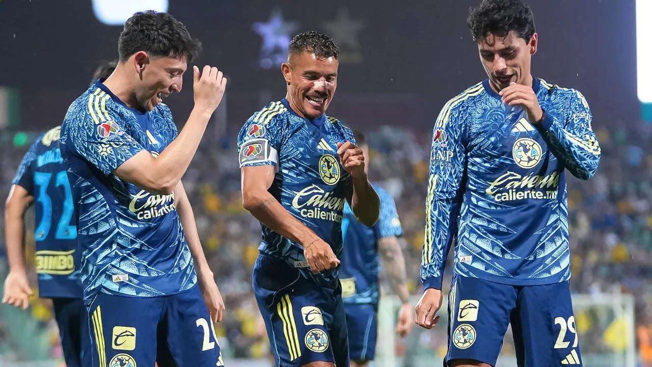 América habría tomado drástica decisión tras susto en vuelo pero contra sus jugadores y este es el motivo.