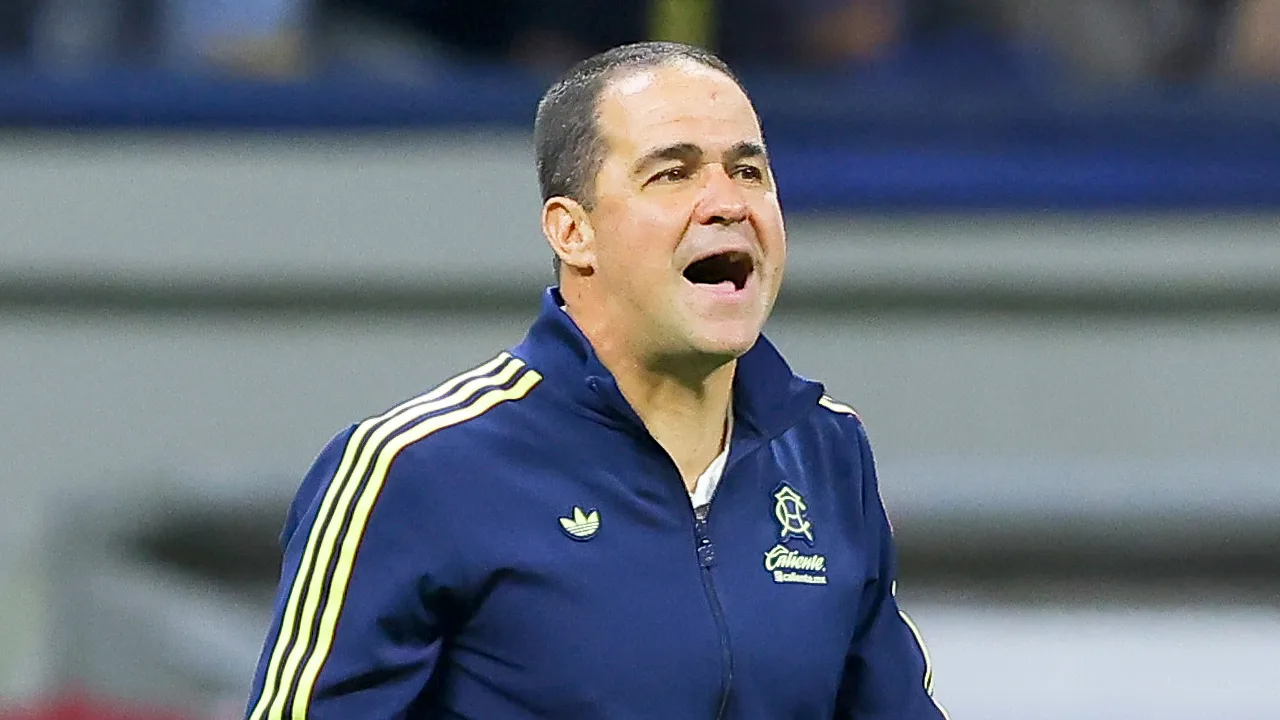 André Jardine, DT del América.