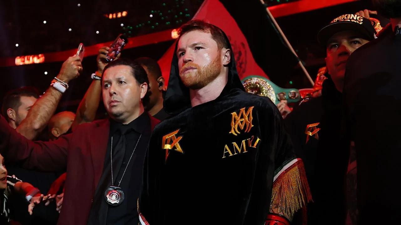 Canelo Álvarez, boxeador mexicano. 