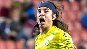 Carlos Acevedo y su futuro fuera de Santos Laguna: América y Toluca pelean por él, pero también desde el exterior