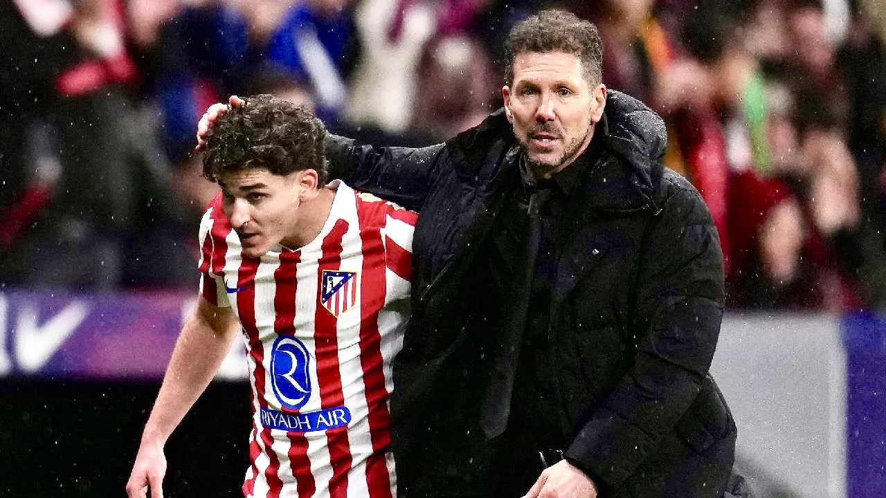Julián Álvarez y Diego Simeone.