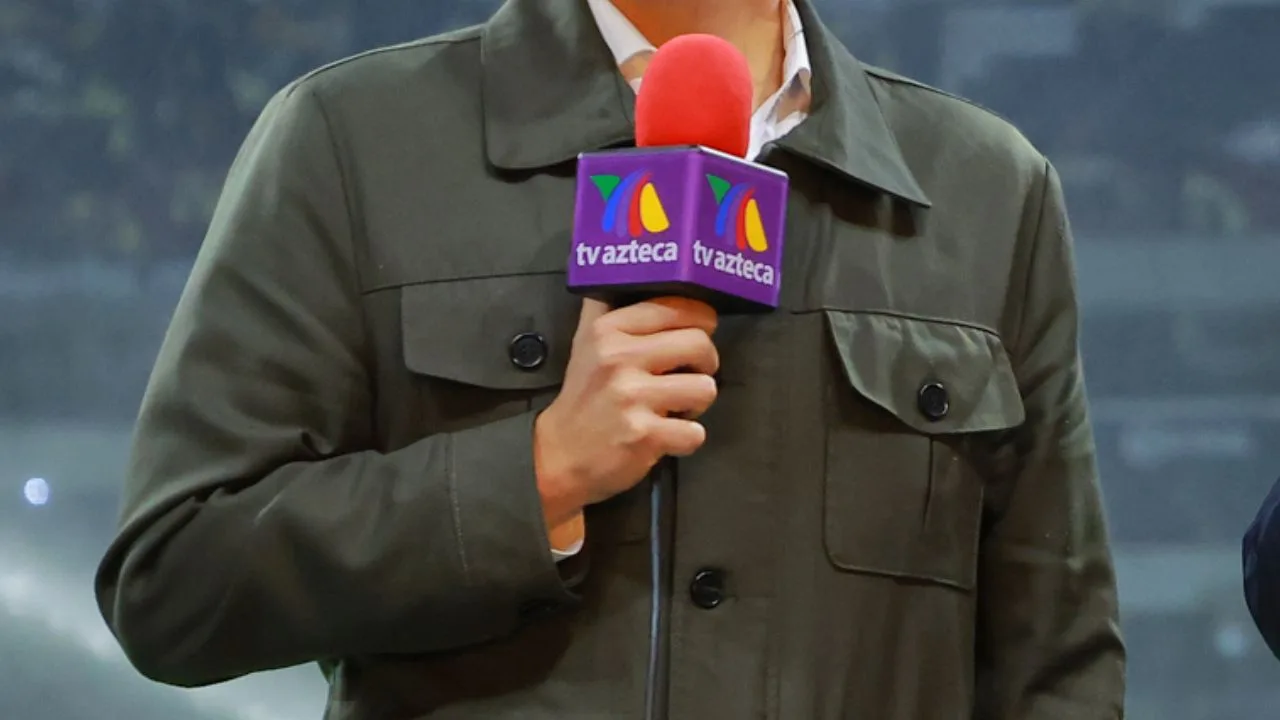 Un conductor de TV Azteca cometió un tremendo oso durante su narración. 
