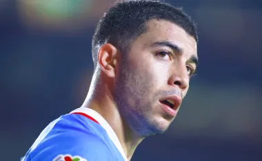 Erik Lira, mediocampista del Cruz Azul.