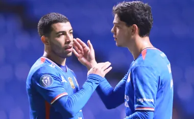 Cruz Azul se enfrenta al América.