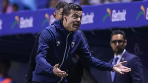 Cruz Azul vs Pachuca: Esteban Solari se va expulsado tras estallar contra el árbitro