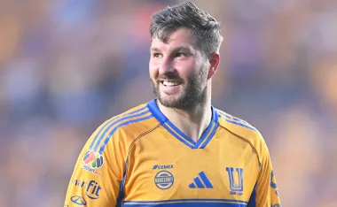 Gignac acaba contrato en Tigres y aún no lo renueva.