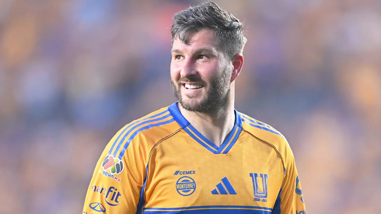 Gignac acaba contrato en Tigres y aún no lo renueva.