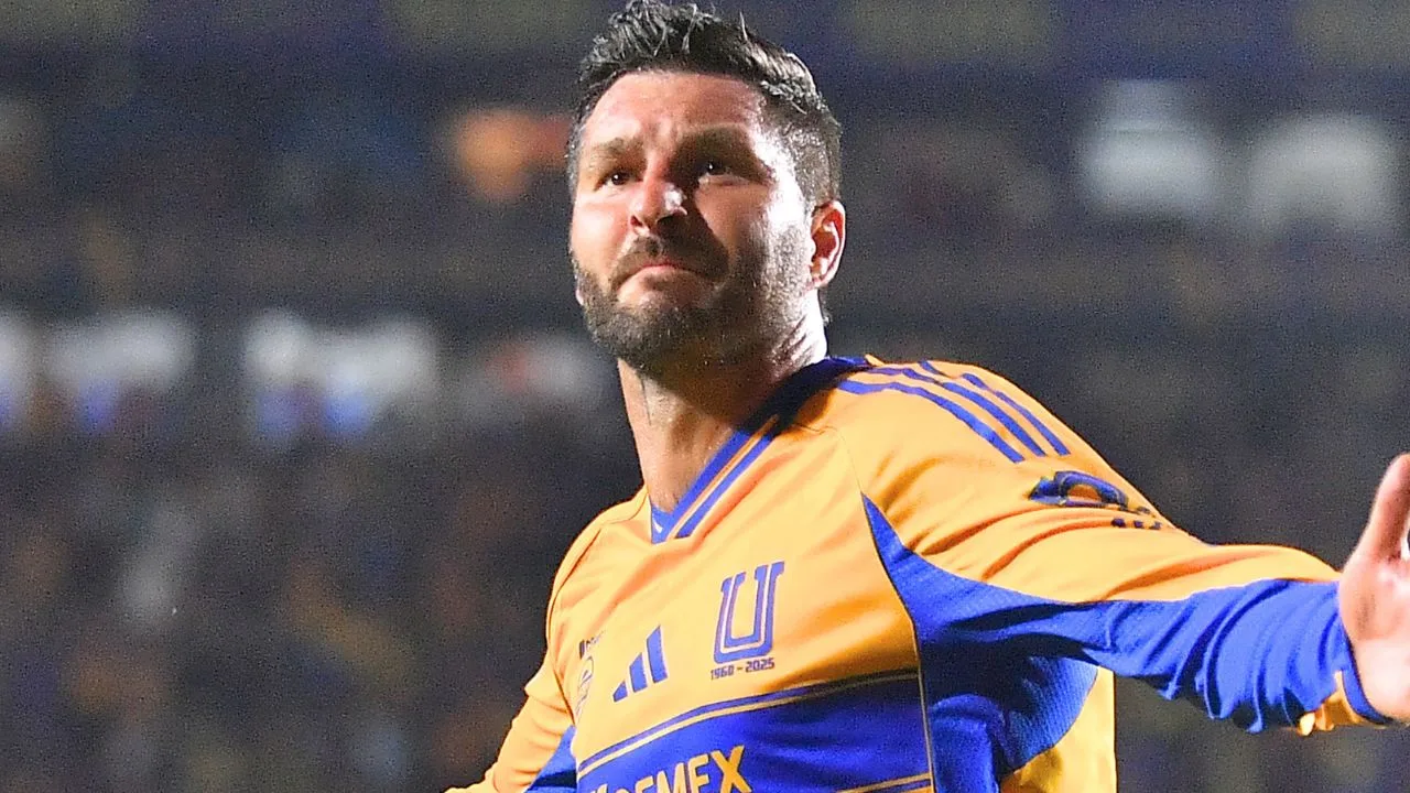 Hijo de Gignac deja ver quién es su ídolo en la Liga MX y no es su padre.
