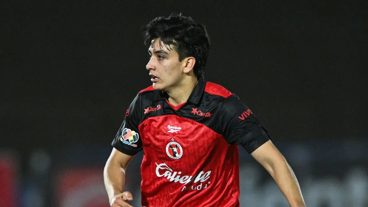 Gilberto Mora por fin regresó a las canchas con Tijuana.