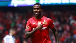 Tras los gritos racistas contra Helinho en el América vs Toluca, la FMF toma radical decisión