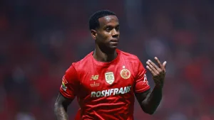 Helinho del Toluca toma drástica decisión en sus redes tras recibir despreciables comentarios