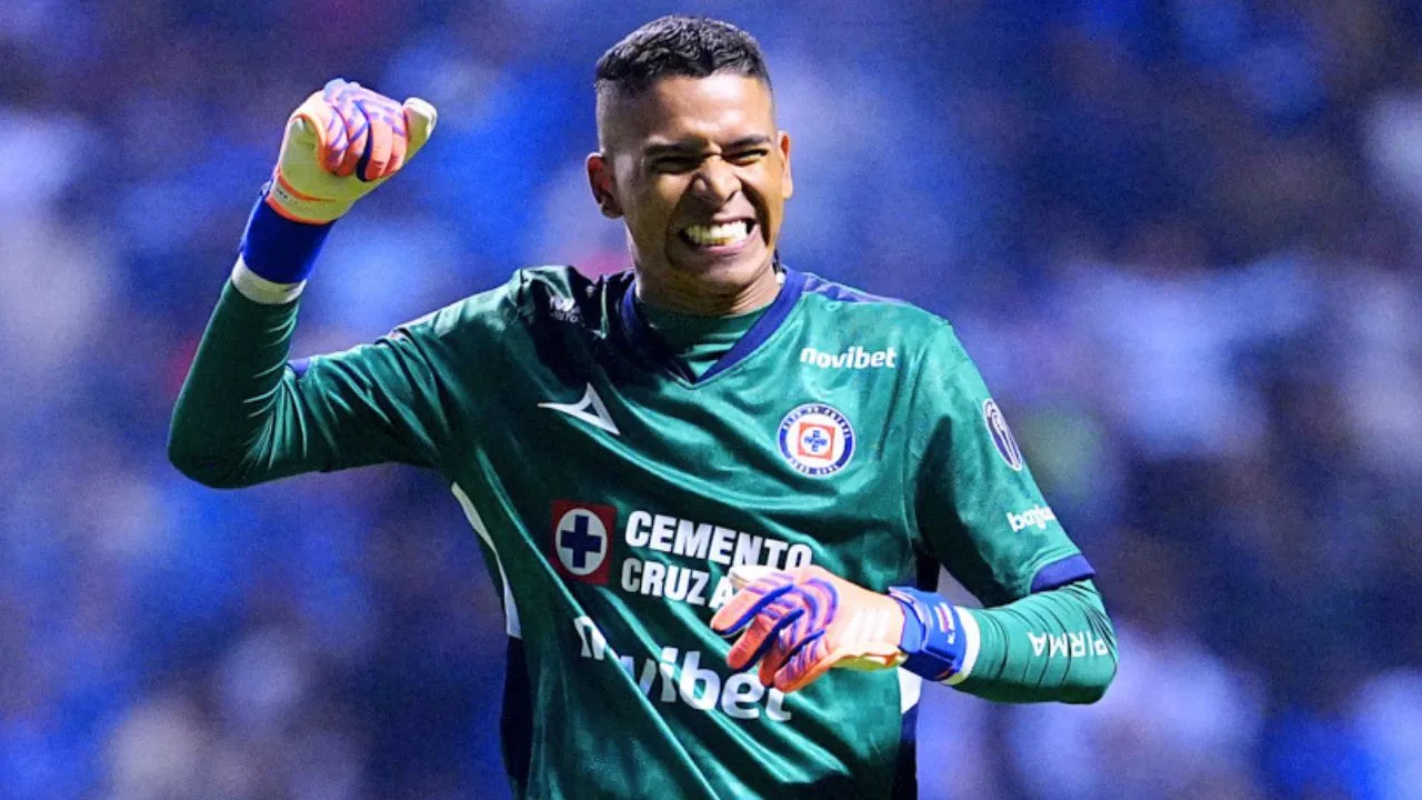 Cruz Azul vs Tijuana: Nicolás Larcamón da golpe a Andrés Gudiño por Kevin Mier y este sería su plan.