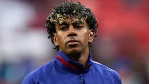 La importante promesa de Lamine Yamal tras eliminación del Barcelona de Champions League