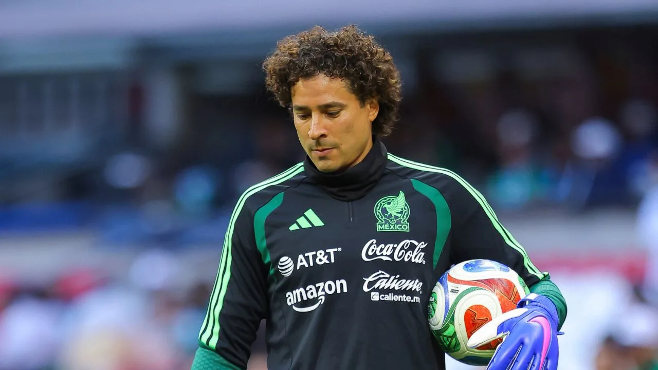 Memo Ochoa, portero que suena para volver al Tri. 