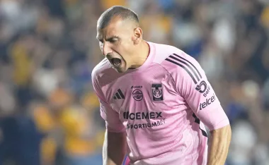 Nahuel Guzmán, figura de Tigres vs Seattle Sounders.