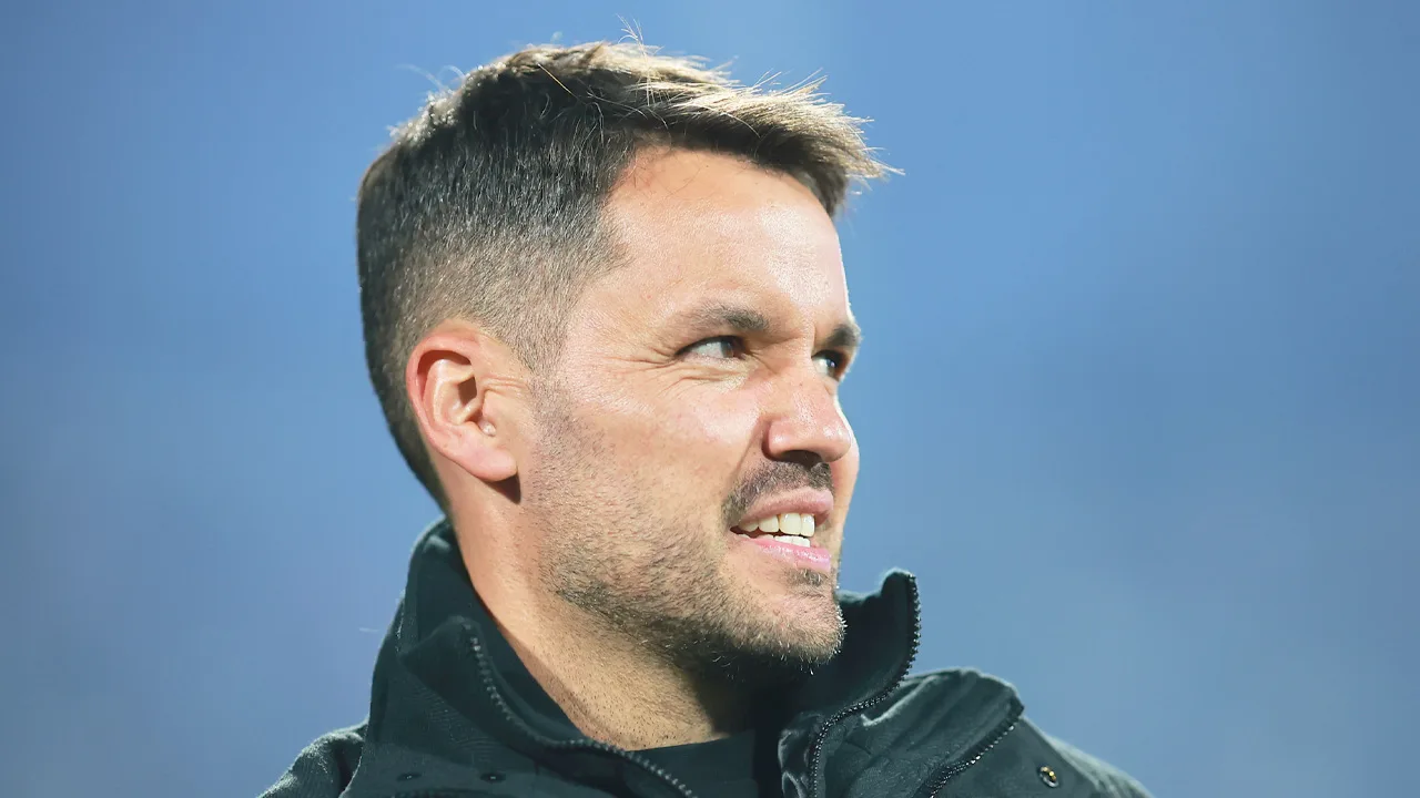 Nicolás Larcamón fue destituido en Cruz Azul.