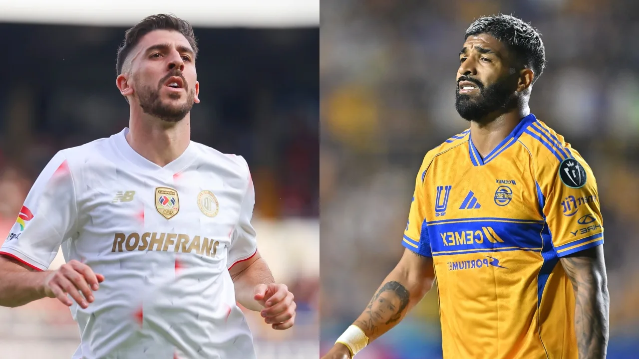 Paulinho, jugador de Toluca y Rodrigo Aguirre, de los Tigres.