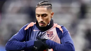 Por qué no juega hoy Raphinha en el Atlético de Madrid vs Barcelona por la Champions League