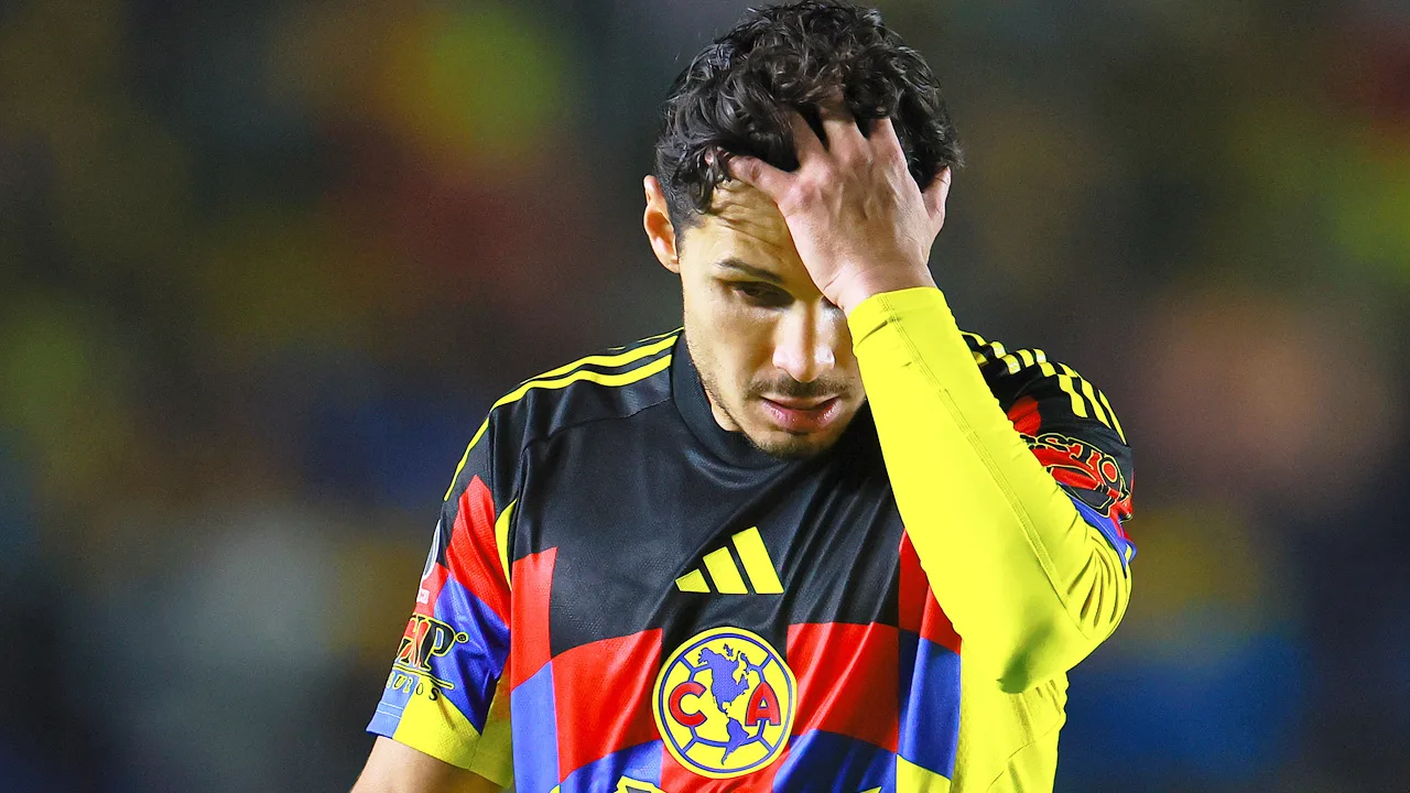 Raphael Veiga a la banca en América.