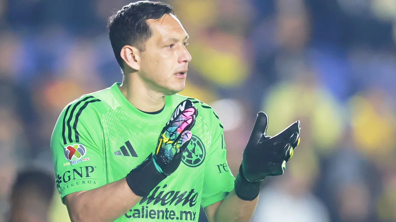 Rodolfo Cota se luce en Nashville vs América.