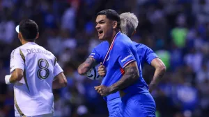 Figura del Tri le echa la sal a Cruz Azul vs LAFC y les desea que los eliminen de Concachampions