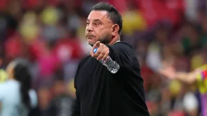 Turco Mohamed rompe el silencio tras lanzar gesto obsceno a banca del América y revela prioridad de Toluca