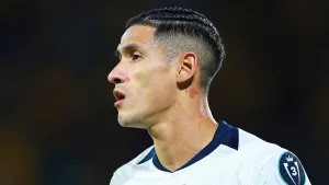 Uriel Antuna rompe la sequía con Pumas, pero inesperado gesto toma por sorpresa a Chivas