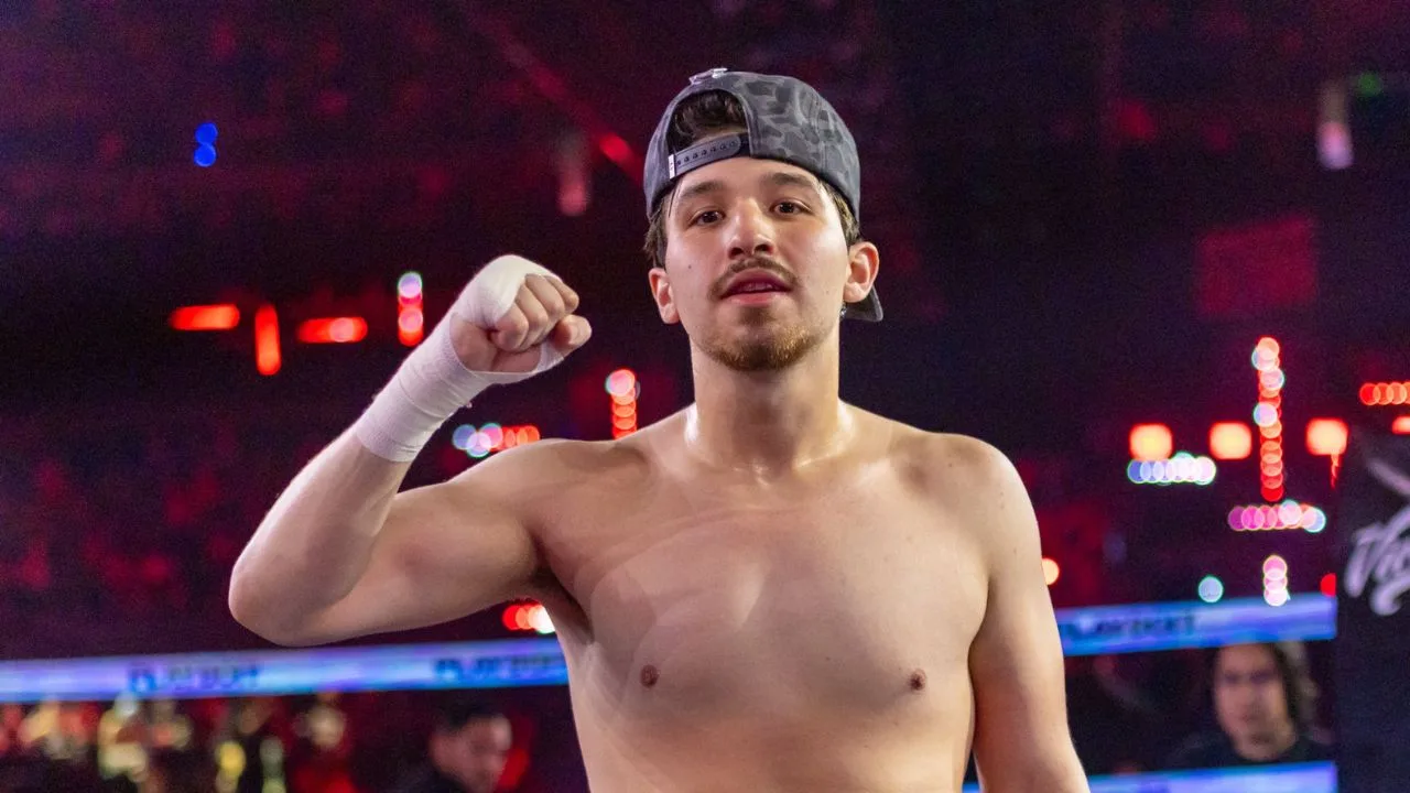 Willito, ganador ante Lonche de Huevito en Supernova Génesis. 