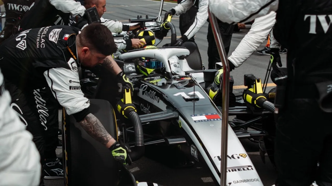 Checo Pérez, Cadillac