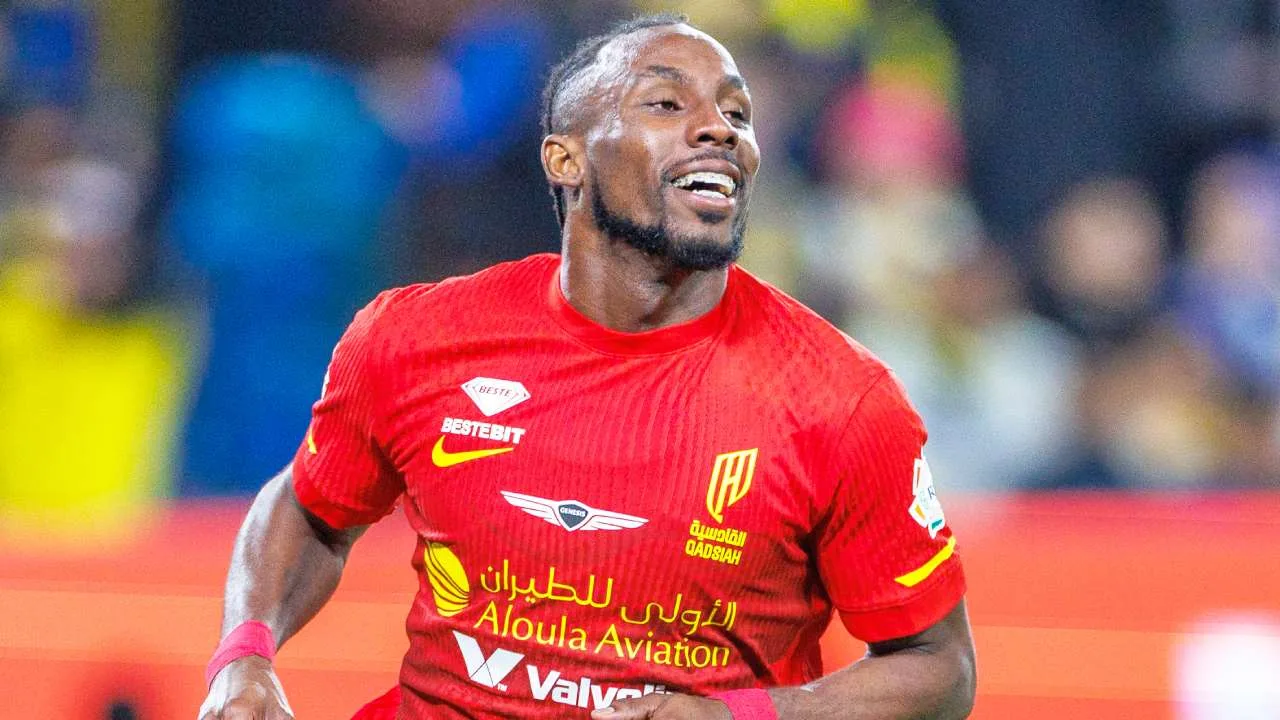Julián Quiñones humilla a Cristiano Ronaldo y se mantiene líder tabla goleo Arabia Saudita