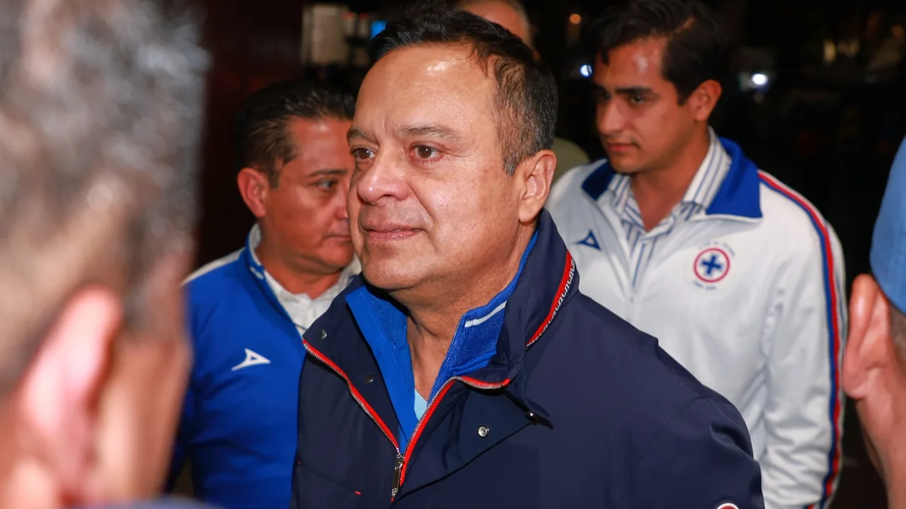 Víctor Velázquez, Cruz Azul