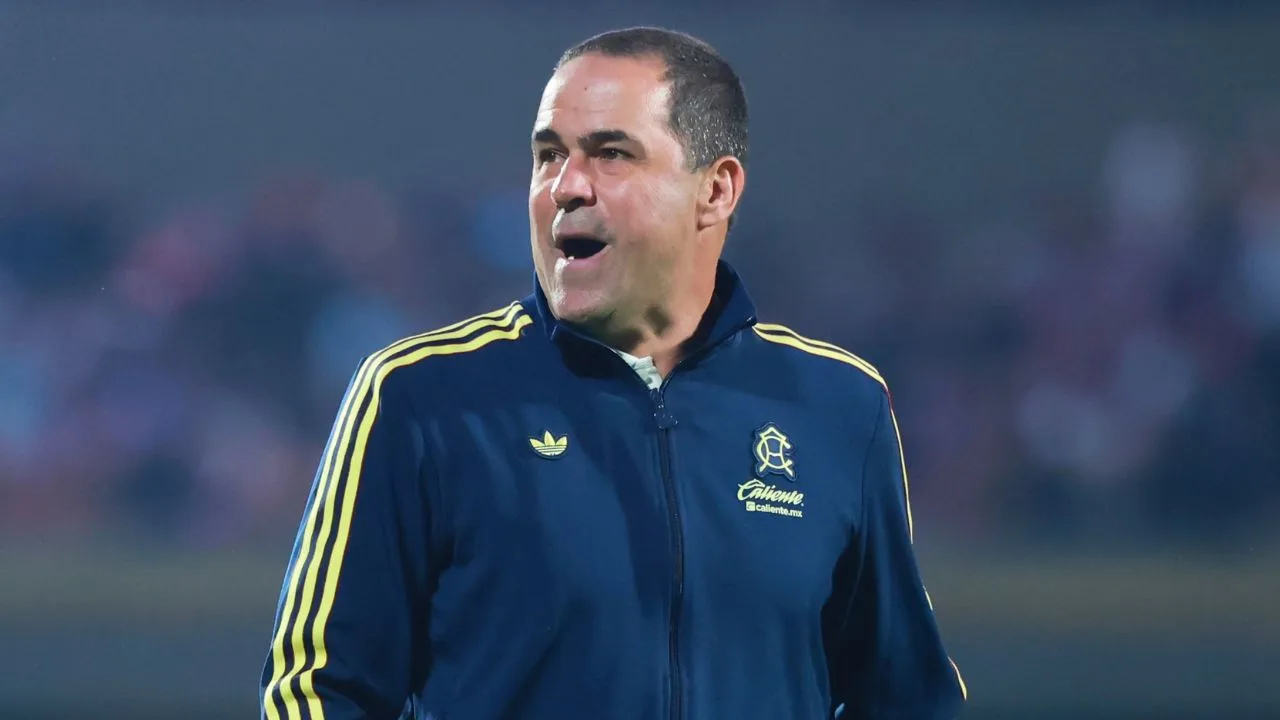 La polémica jugada de Pumas ante América que desató la furia de André Jardine en CU.