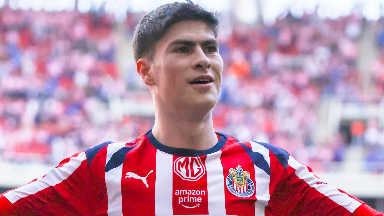 Armando González, figura de Chivas.