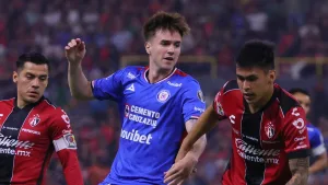 Cruz Azul le pega al avispero: Tomarán dura medida contra el arbitraje ante Atlas