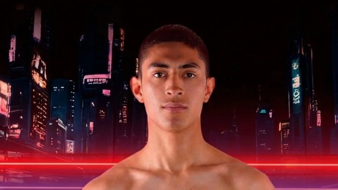 El Camaleón Ayala, boxeador mexicano que brilló esta noche.