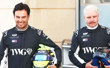 Checo Pérez junto a Valtteri Bottas en Cadillac.