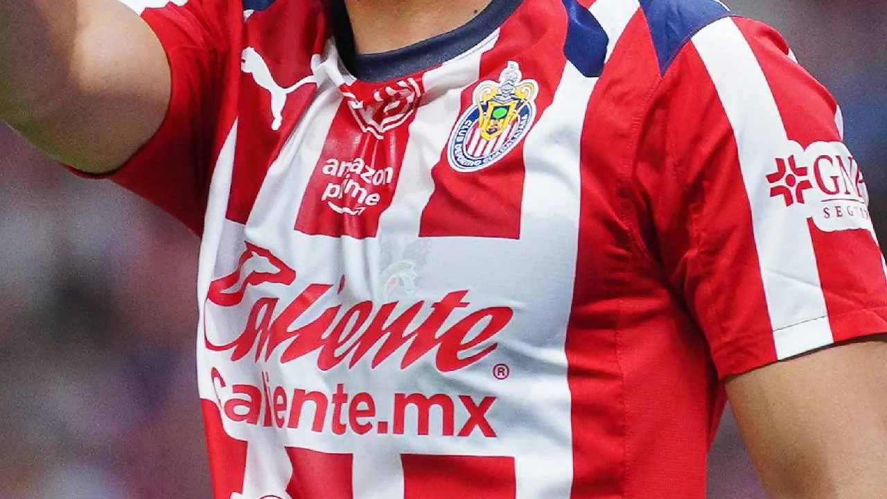Chivas recuperaría a un jugador.