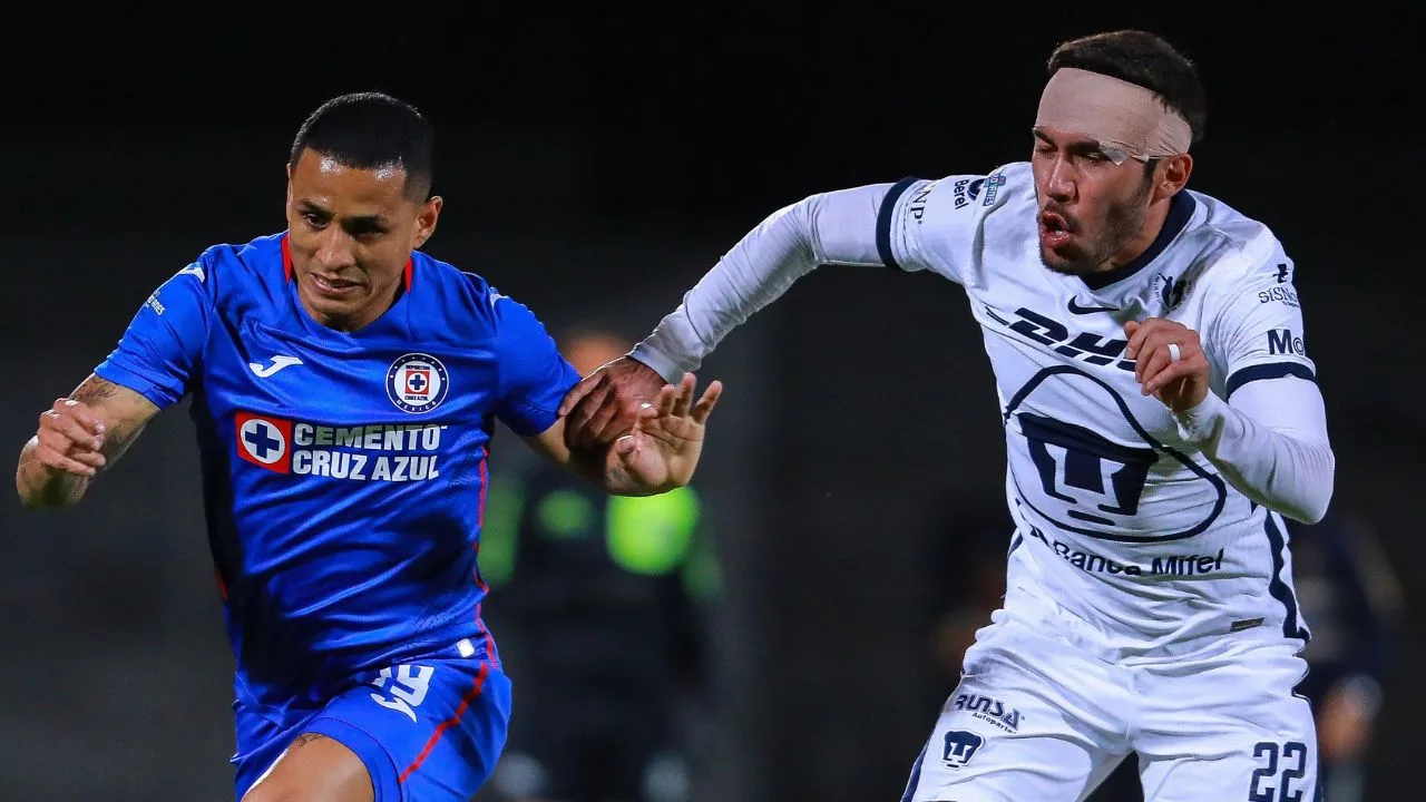 La rivalidad de Cruz Azul y Pumas ha tenido episodios muy fuertes. 
