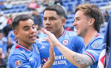 Cruz Azul tendrá dos bajas de peso ante Chivas.