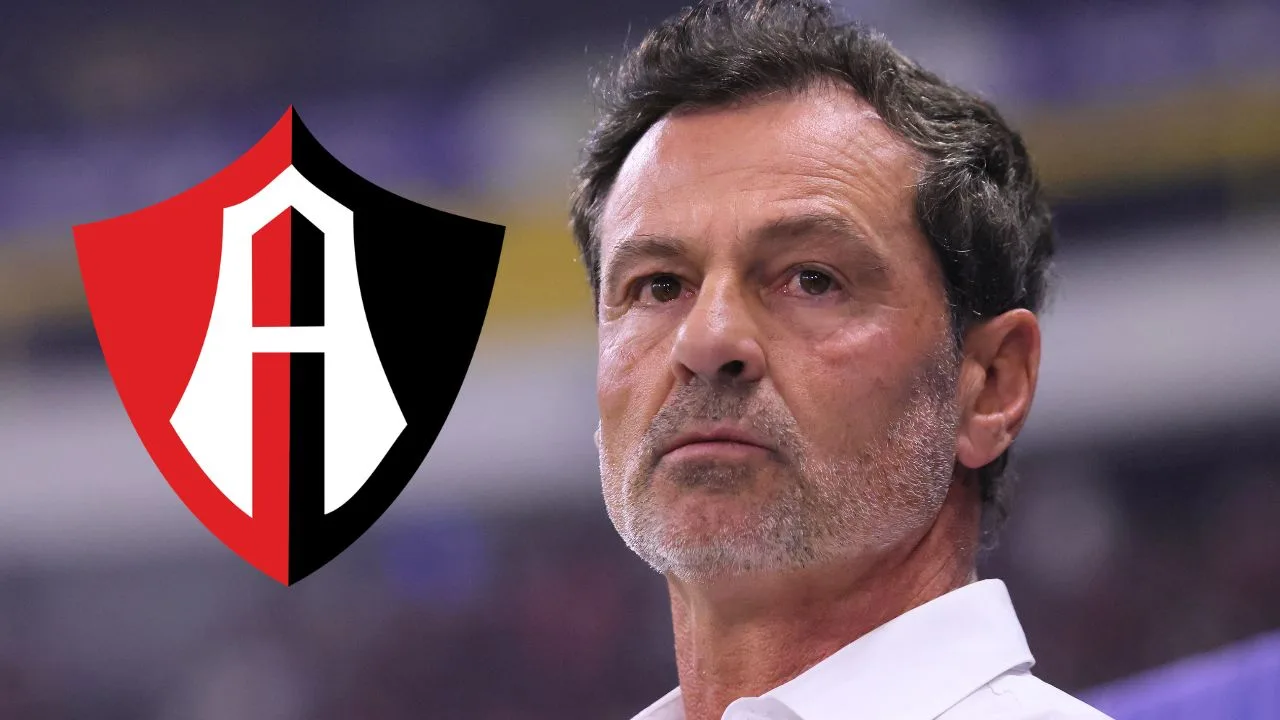 Diego Cocca pone en duda su continuidad con Atlas tras caer ante Cruz Azul.