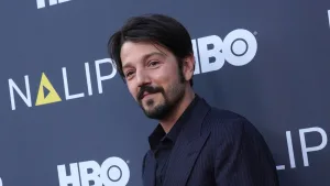 Diego Luna responde sobre si Efraín Juárez debe permanecer al frente de Pumas