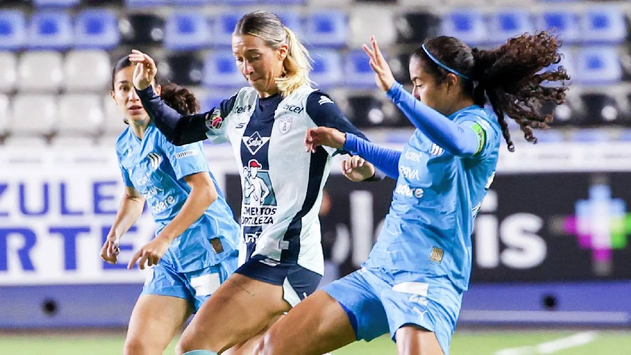 Pachuca vs Rayadas Femenil.