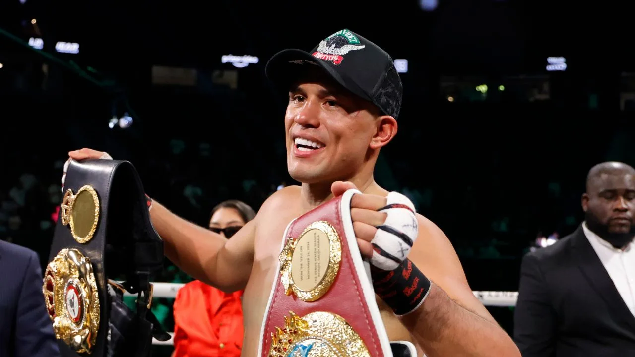 David Benavidez, vencedor del duelo ante Zurdo Ramírez. 