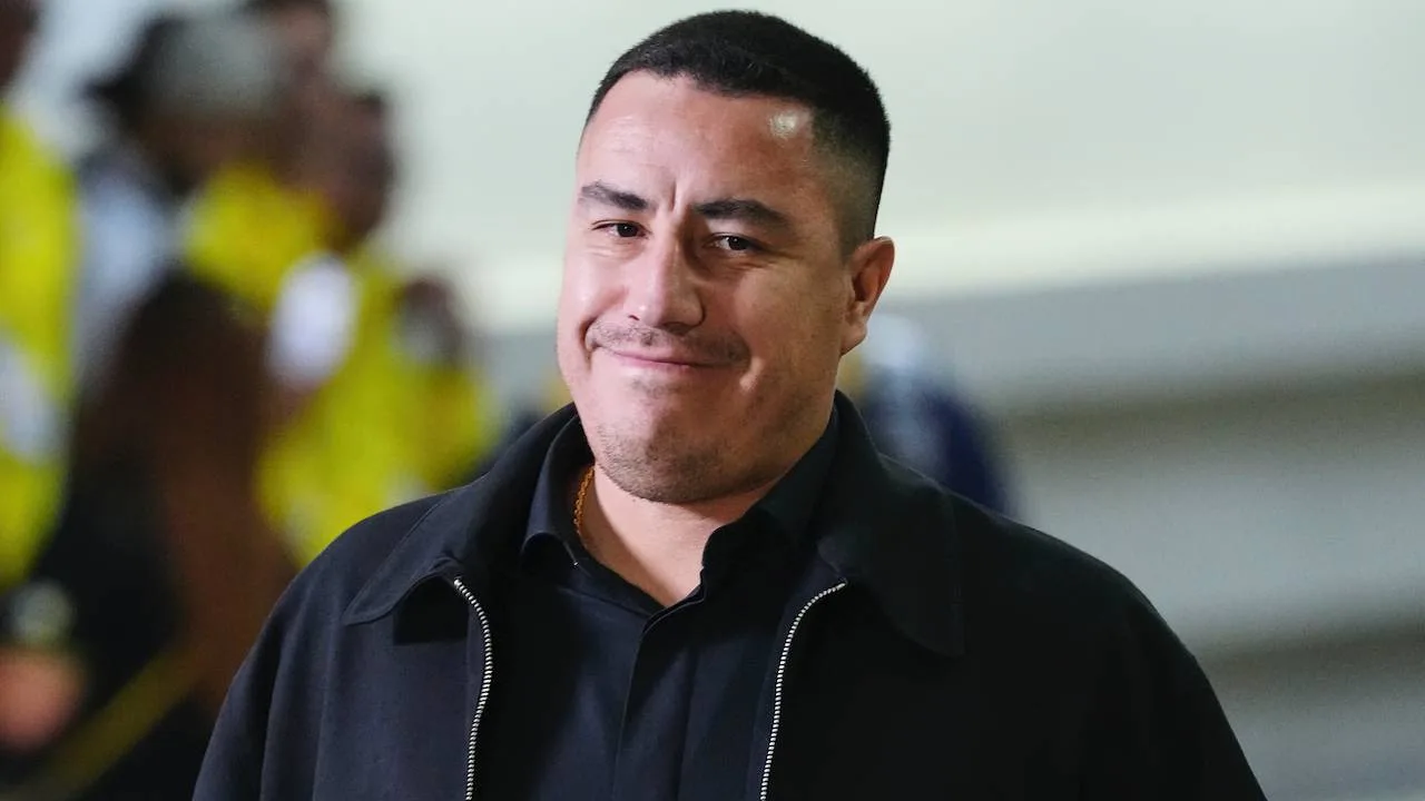 Efraín Juárez, DT de Pumas.